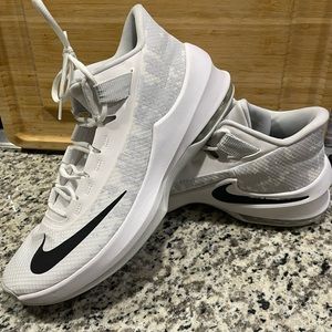 Nike Air Max Infuriate 2 White Metallic